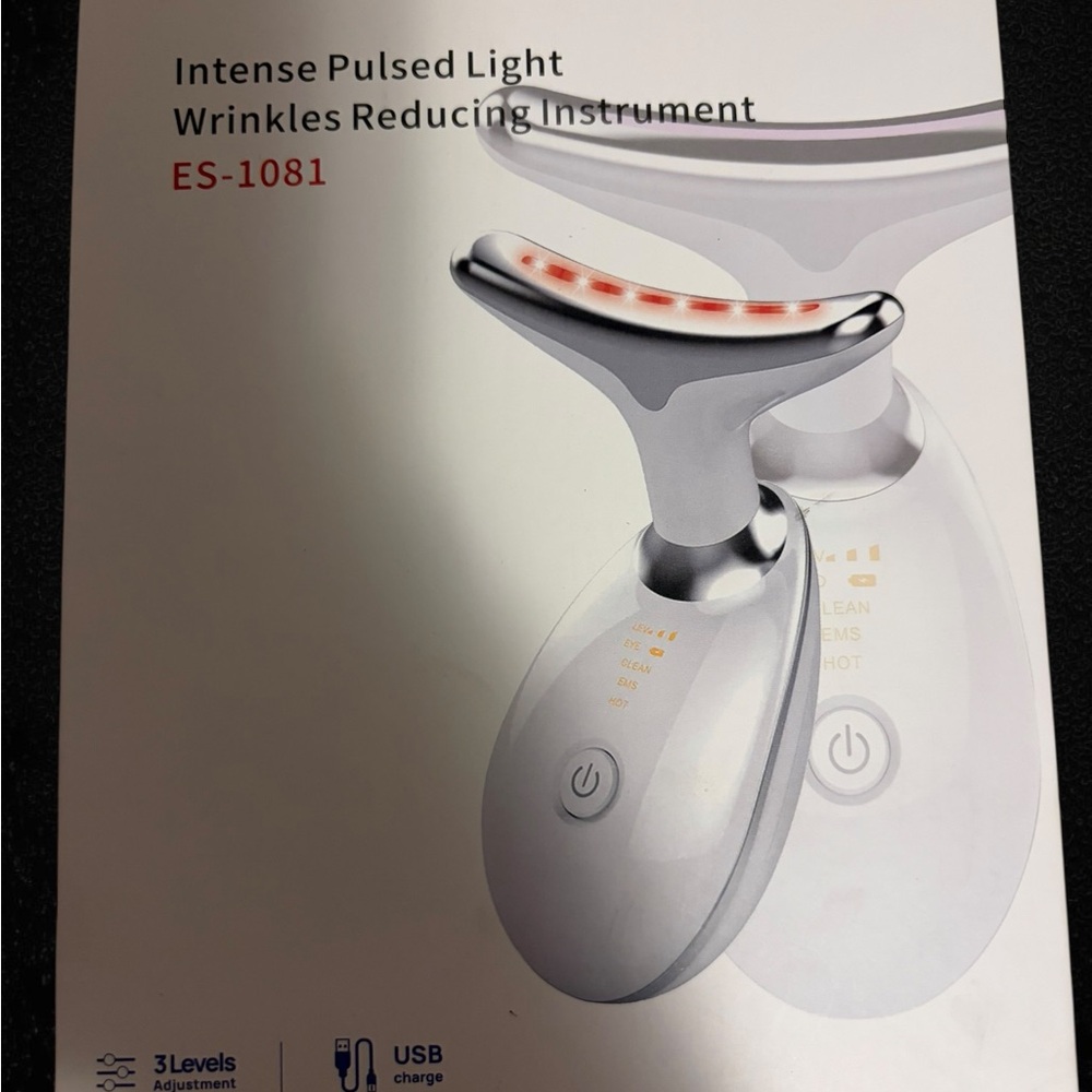 ES-1081 Intense Pulsed Light Wrinkle Reducing Instrument - Silver